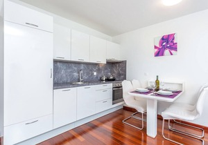 Nice apartment in Malinska with WiFi