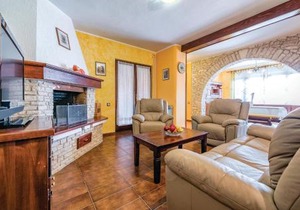 Nice Apartment In Pula With Sauna