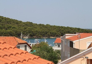 One bedroom apartment with terrace and sea view Kukljica, Ugljan (A-8253-a)