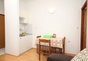 One bedroom apartment with terrace and sea view Kukljica, Ugljan (A-8318-c)