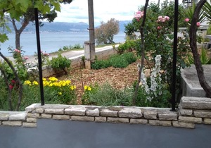One bedroom apartment near beach Arbanija, Čiovo (A-17280-b)