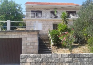 One bedroom apartment with terrace and sea view Žrnovska Banja, Korčula (A-11510-b)