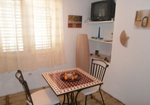 One bedroom apartment with terrace and sea view Žrnovska Banja, Korčula (A-11510-b)