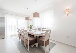 Pet friendly home in Debeljak