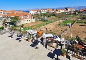 R14 - spacious room in hotel, 2 min to the beach in Trpanj