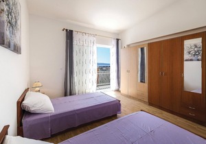 These beautifully furnished apartments are located in Kastel Luksic.