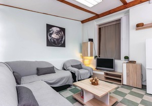 This attractive apartment is located in Kostrena, right by the sea and also not far from Crikvenica. in Kostrena