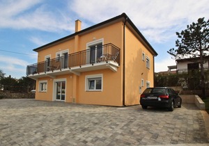 Two bedroom apartment with air-conditioning Šilo, Krk (A-18682-c)