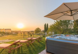 Wonderful, modern villa with pool, whirlpool and garden, near Rovinj