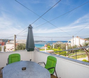 Holiday Rab Stadt Persons Bedrooms 