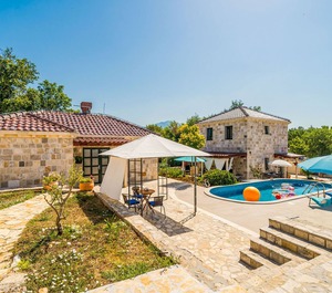 Dubrovnik Chalets 