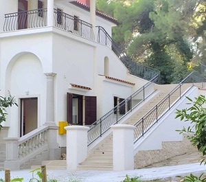 Holiday Terrace 