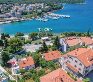 Ferienwohnung Pjescana Uvala Für Personen Schlafzimmer 