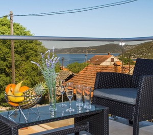 Terrace Sea Drvenik 