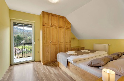 Cerklje ob Krki Apartment | Šmajdek Farm Stay - Escape to Nature