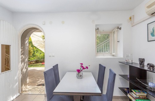 Omisalj Apartment | 1 bedroom amazing apartment in Omisalj
