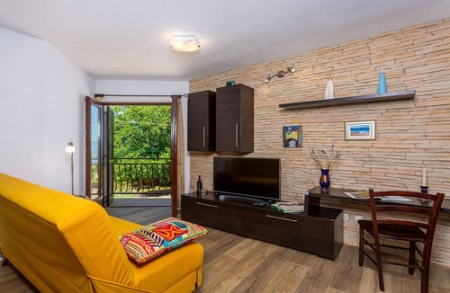 Njivice Apartment | 1 Bedroom apartment with terrace
