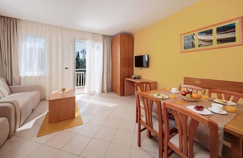 Katoro Apartment | 1 bedroom awesome apartment in Umag