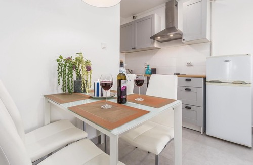 Gulici Apartment | 1 bedroom beach front apartment in Porec