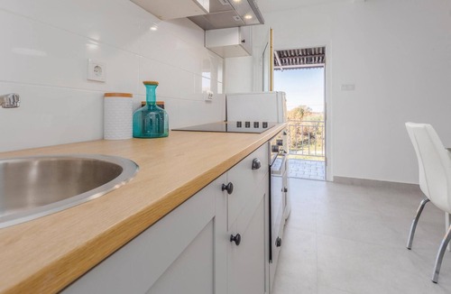 Gulici Apartment | 1 bedroom beach front apartment in Porec