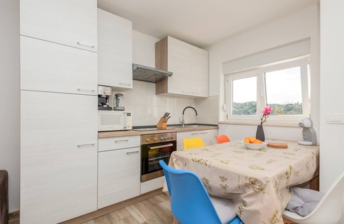Ploce Apartment | 1 bedroom beautiful apartment in Rogotin