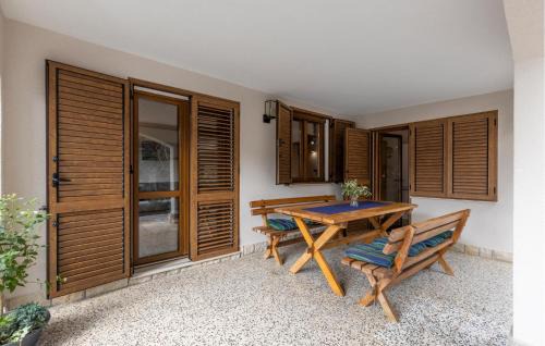 Artatore Apartment | 1 Bedroom Cozy Apartment In Mali Losinj