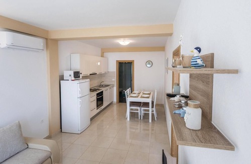 Komarna Apartment | 1 bedroom gorgeous apartment in Komarna