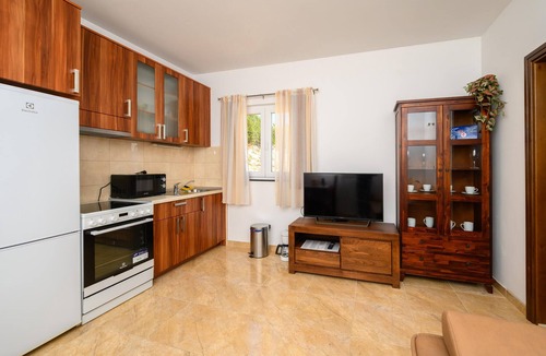 Komarna Apartment | 1 bedroom lovely apartment in Komarna