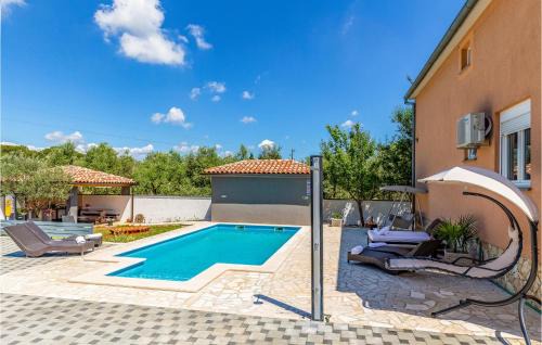 Valdebek Apartment | 1 Bedroom Lovely Apartment In Pula