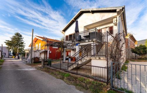 Gornji Karin Apartment | 1 Bedroom Nice Apartment In Gornji Karin