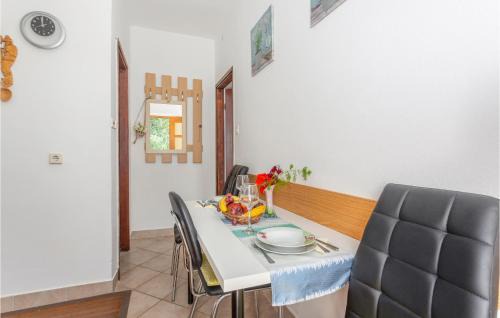 Dobrinj Apartment | 1 Bedroom Nice Apartment In Gabonjin