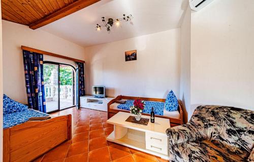 Kuciste Apartment | 1 Bedroom Pet Friendly Apartment In Viganj