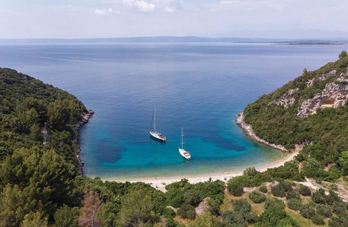 Zrnovo House | 1 bedroom pet friendly home in Korcula