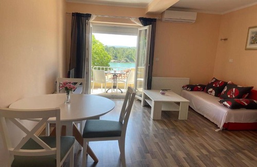 Krusevo Apartment | 1-bedroom sea-view apartment in Obrovac