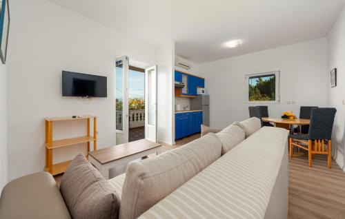 Lukoran Apartment | 1 Bedroom Stunning Apartment In Lukoran