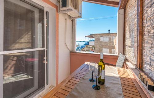 Nevidane Apartment | 1 Bedroom Stunning Apartment In Nevidane