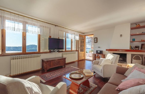 Municipality of Dubrovnik Apartment | 100 m² Apartment ∙ 2 bedrooms ∙ 4 guests