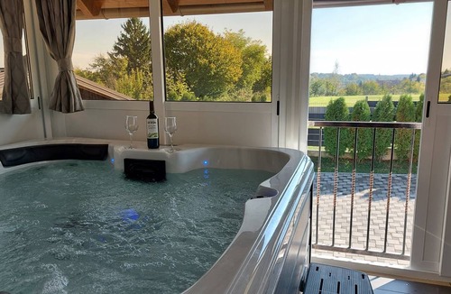 Brckovljani House | 180 m² House ∙ 3 bedrooms ∙ 10 guests