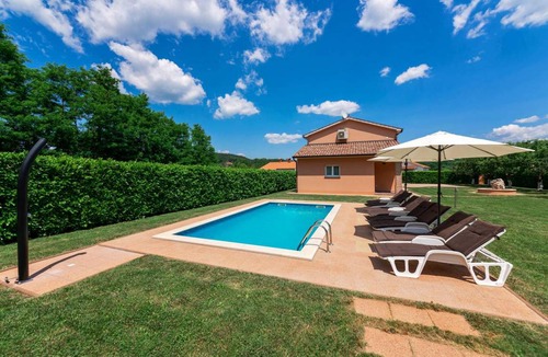 Skropeti House | 180 m² House ∙ 4 bedrooms ∙ 8 guests
