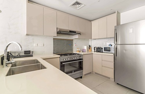 Bur Dubai Apartment | 1BR in 1 Residence Al Wasl with pool and gym