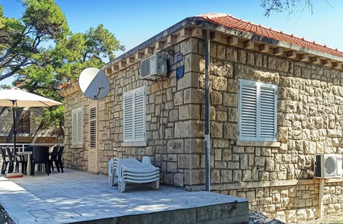 Lumbarda Apartment | 2 bedroom amazing apartment in Lumbarda