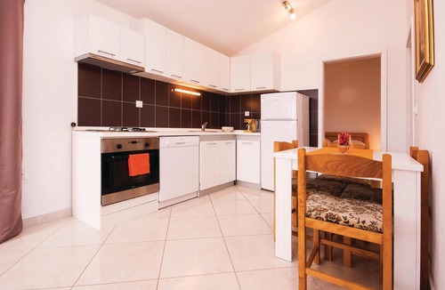 Primosten Burnji Apartment | 2 bedroom amazing apartment in Dolac