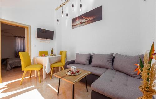 Kosljun Apartment | 2 Bedroom Amazing Apartment In Kosljun