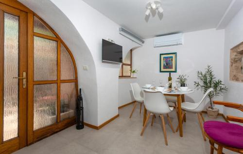 Punat Apartment | 2 Bedroom Amazing Apartment In Punat