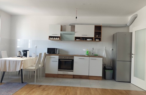 Zagreb Apartment | 2-bedroom apartment in Zagreb with AC in the living room, WiFi