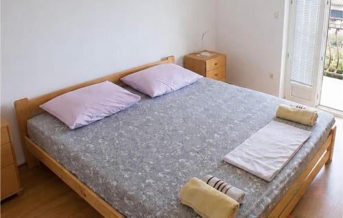 Ivan Dolac Apartment | 2 Bedroom Awesome Apartment In Ivan Dolac