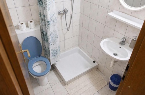 Ivan Dolac Apartment | 2 Bedroom Awesome Apartment In Ivan Dolac
