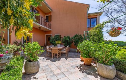 Gajana Apartment | 2 Bedroom Awesome Apartment In Gajana