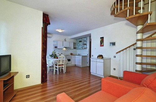 Vabriga Apartment | 2 bedroom beach front apartment in Tar-Vabriga