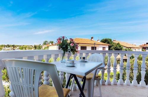 Zambratija Apartment | 2 bedroom beach front apartment in Zambratija